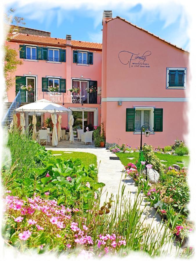 Casa Vacanze Family อัลบีโซลา ซูเพริโอเร ภายนอก รูปภาพ